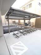 駐輪場 スレンダウェルステージ