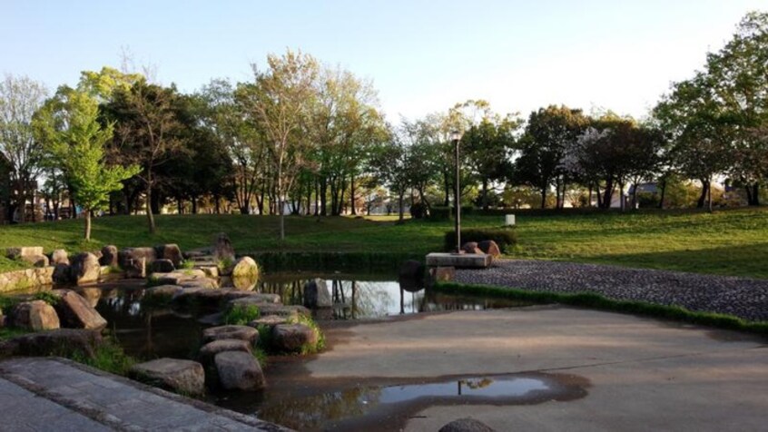 出川南公園(公園)まで866m コーポソアラ北