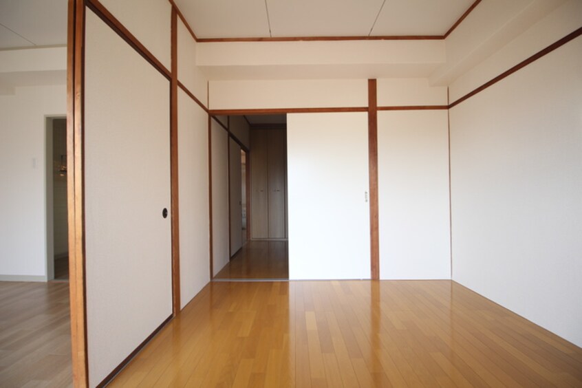 居室 ｺ-ﾎﾟﾅﾆﾜ