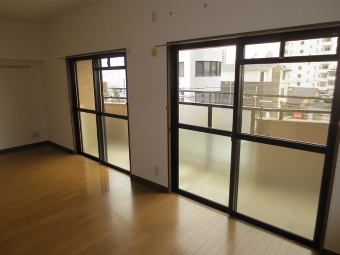 居室 イーストリバージュ