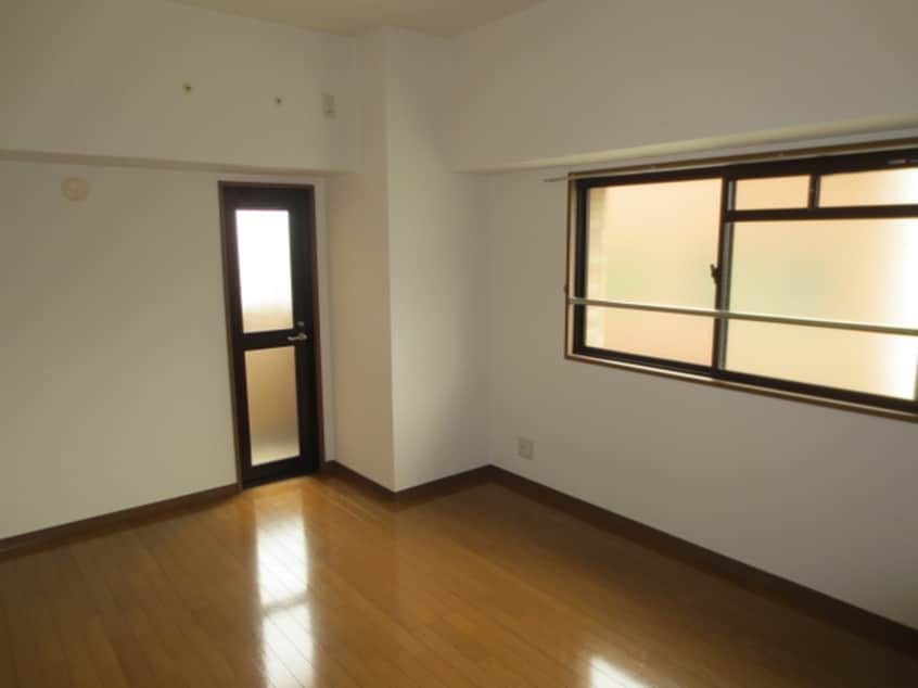 居室 イーストリバージュ