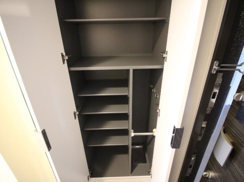 靴箱 プレサンス桜通ベルノ(0404)