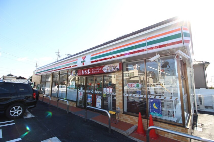 セブンイレブン(コンビニ)まで610m ラコリーナ花園