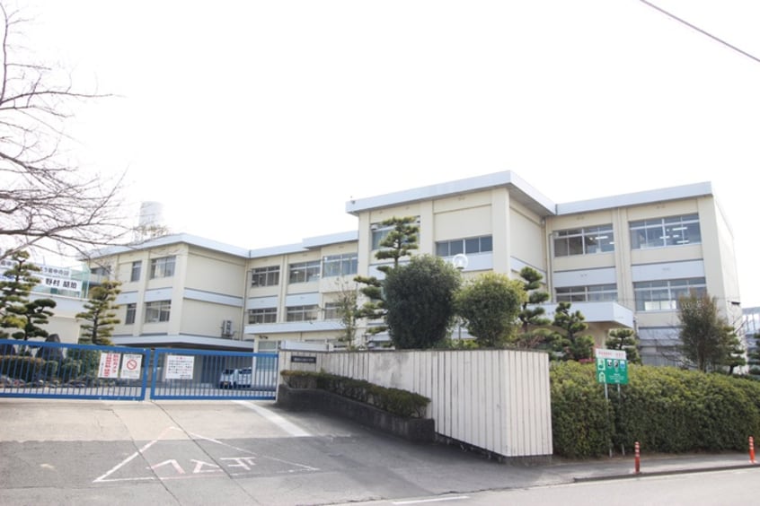 若園中学校(中学校/中等教育学校)まで1000m ラコリーナ花園