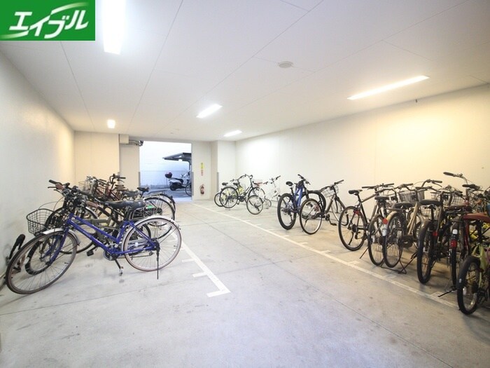 駐輪場 Ｇｒａｍｅｒｃｙ　Ｓａｋａｅ