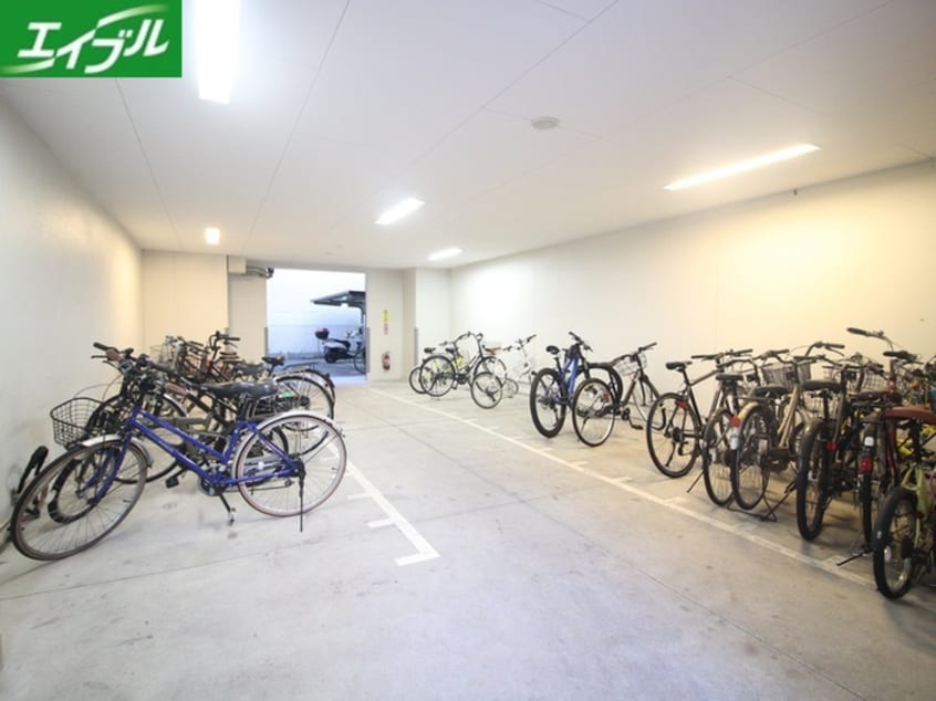 駐輪場 Ｇｒａｍｅｒｃｙ　Ｓａｋａｅ