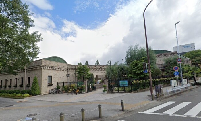 フラリエ(公園)まで650m Ｇｒａｍｅｒｃｙ　Ｓａｋａｅ