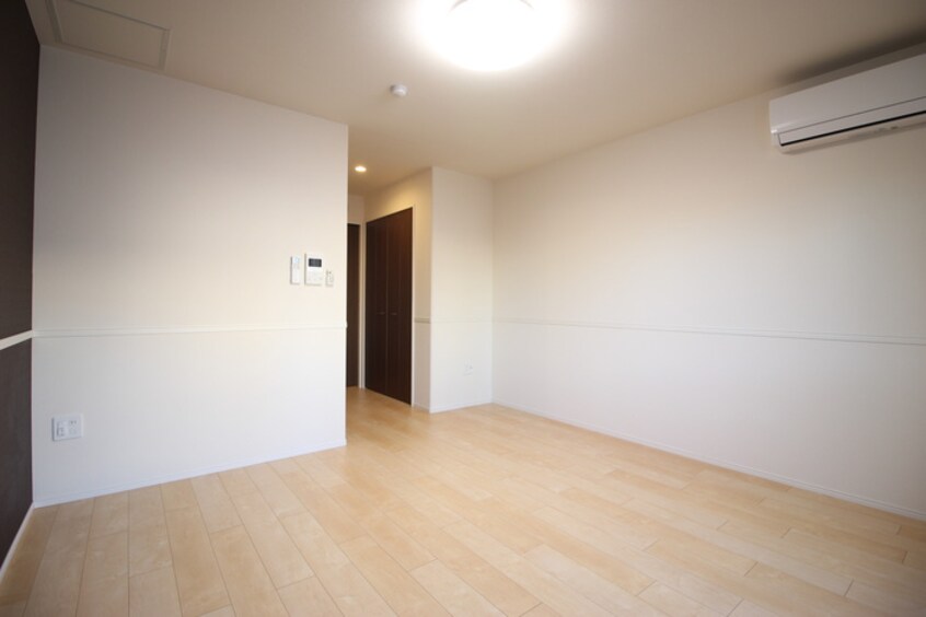 居室 ラ・プラース古出来