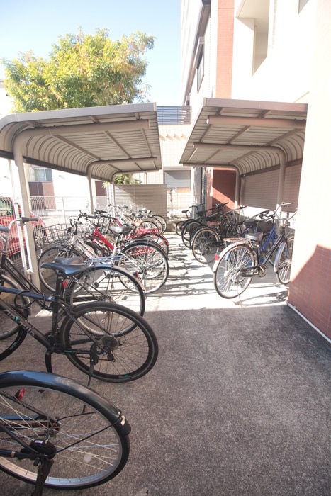 駐輪場 クレスト名駅西