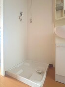 洗濯機置場 クレスト名駅西