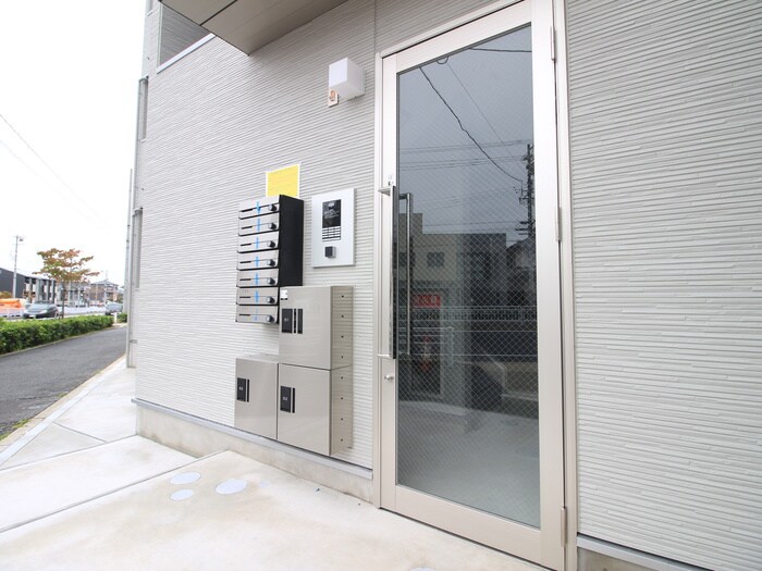 エントランス部分 ハーモニーテラス瀬古