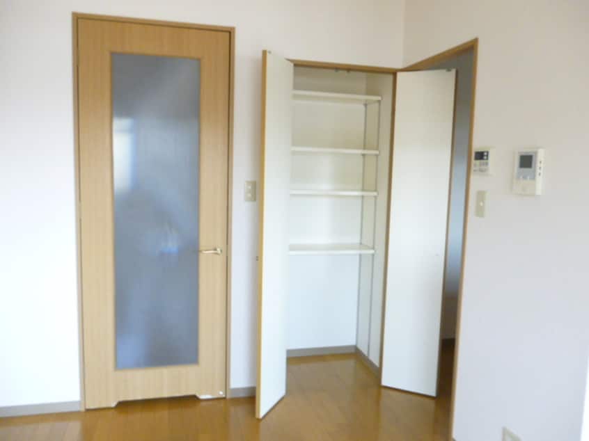 収納 クレセントヒルズ