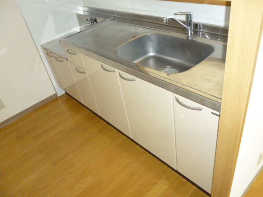 キッチン クレセントヒルズ