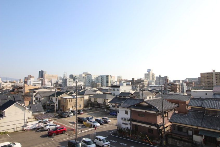 室内からの展望 クレセントヒルズ