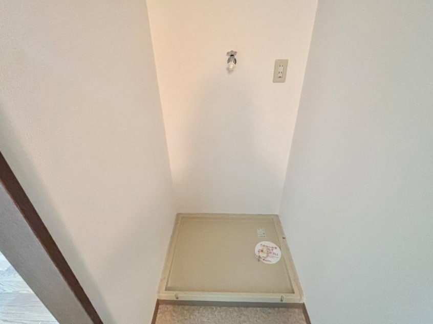 洗濯機置場 Art錦