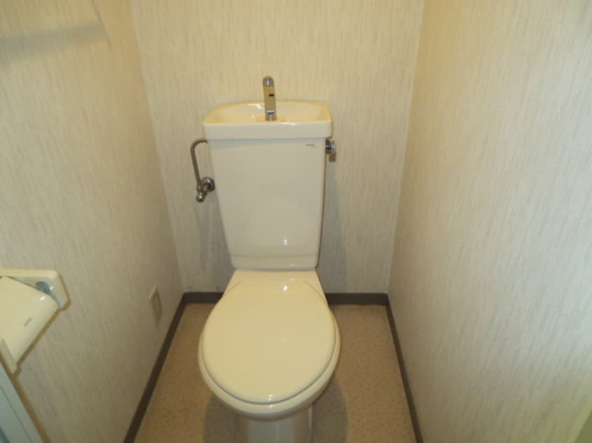 トイレ プロクシィスクエア徳川