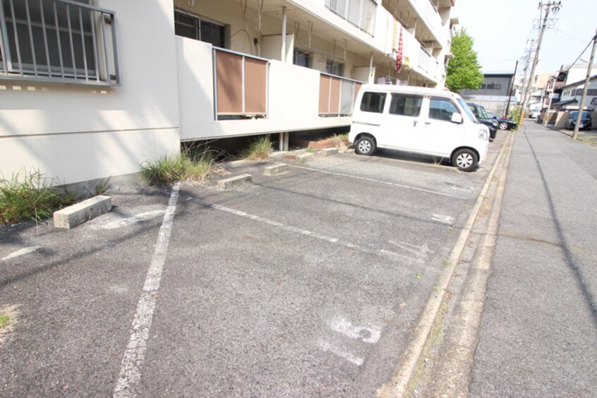 駐車場 第２中日ビル