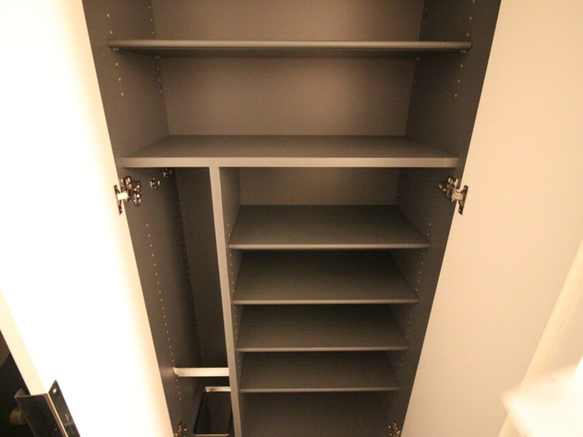 靴箱 ﾌﾟﾚｻﾝｽ丸の内ｱﾄﾞﾌﾞﾙ(801)