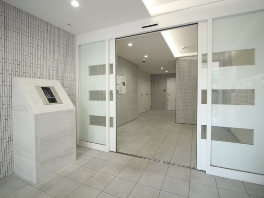 エントランス部分 KAYA AOI