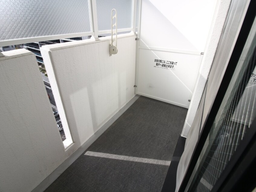 ベランダ・バルコニー KAYA AOI