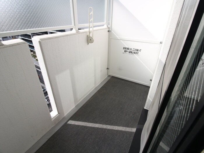 ベランダ・バルコニー KAYA AOI