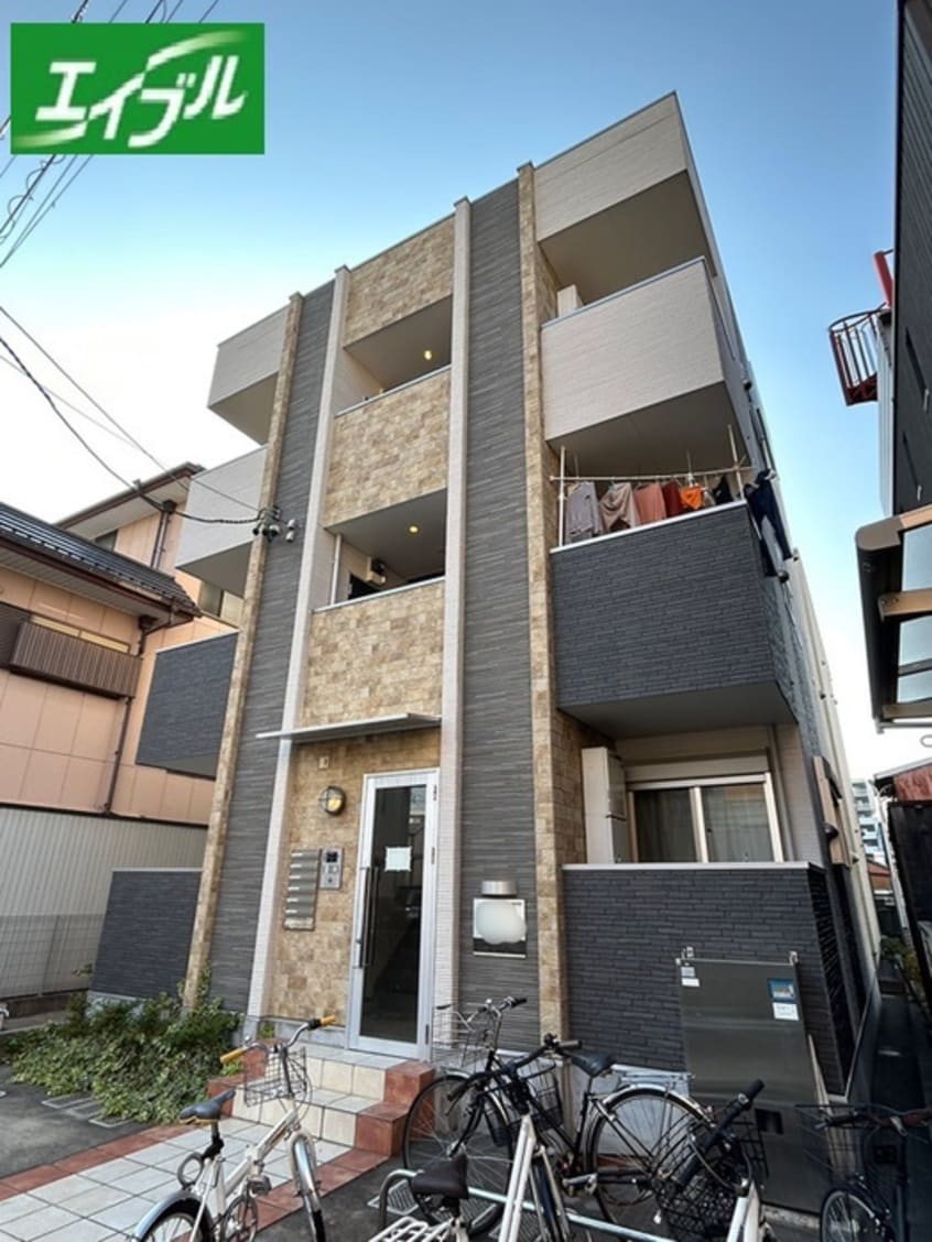 バイク置き場 La Fille Gokiso