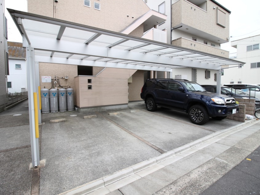 駐車場 リバティー