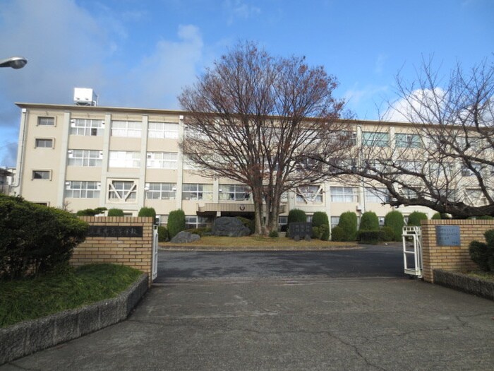 愛知県立 尾北高等学校(高等学校/高等専門学校)まで260m メゾンクレール