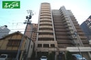 ﾌﾟﾚｻﾝｽ泉ｱｰﾊﾞﾝｹﾞｰﾄ(306)の外観
