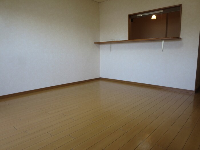 居室 リバ－ホ－ム桜作