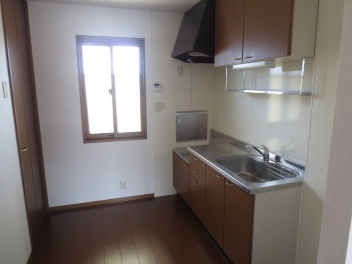 キッチン ファミール南山Ａ