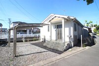 三軒町戸建