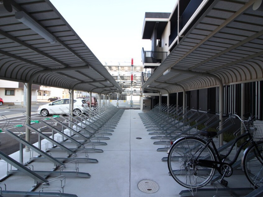 駐輪場 メイクス名駅太閤（401）