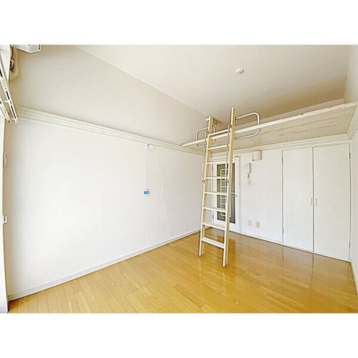 居室 カーサ栄生