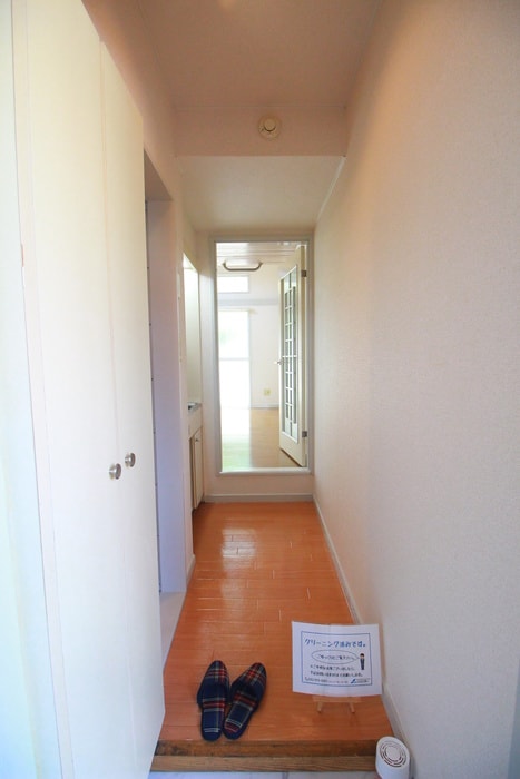 廊下 カーサ栄生