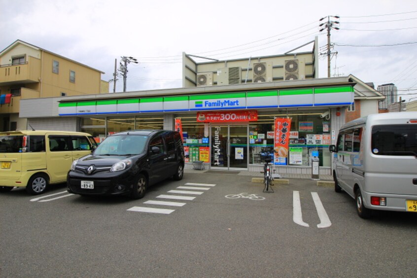 ファミリーマート千種春岡2丁目店(コンビニ)まで485m 巌ビル丸山