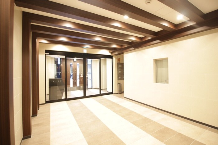 エントランス部分 ﾌﾟﾚｻﾝｽ上前津ﾘﾗｼｽ(502)