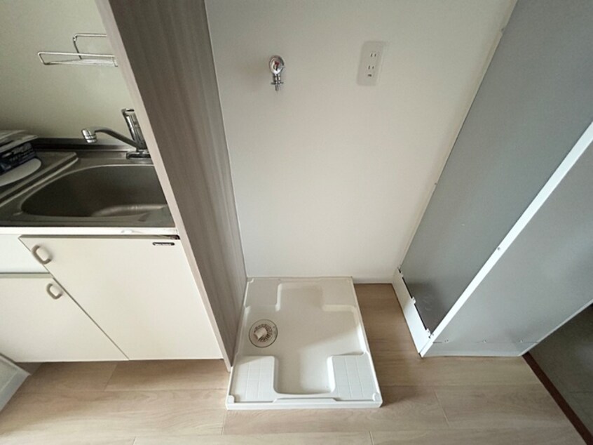 洗濯機置場 三恵ハイツ