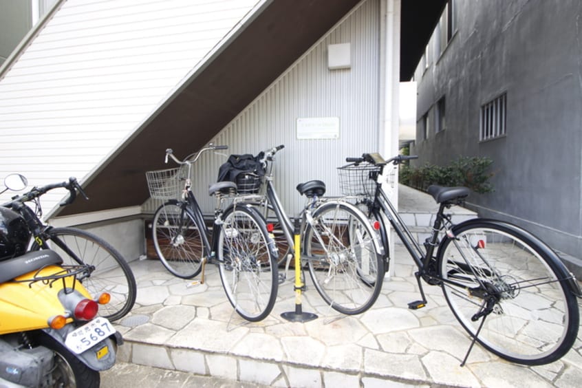 駐輪場 エスポワールOSUGI