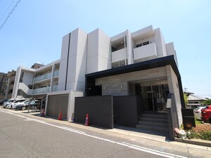 CREA　KAMIYASHIRO