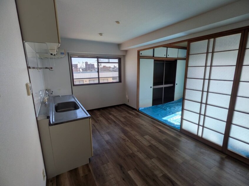 居室 シャイニング２