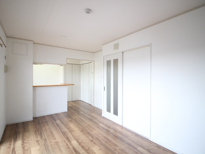 居室 ＣＥＮＴＲＡＬ　ＦＥＲＳ