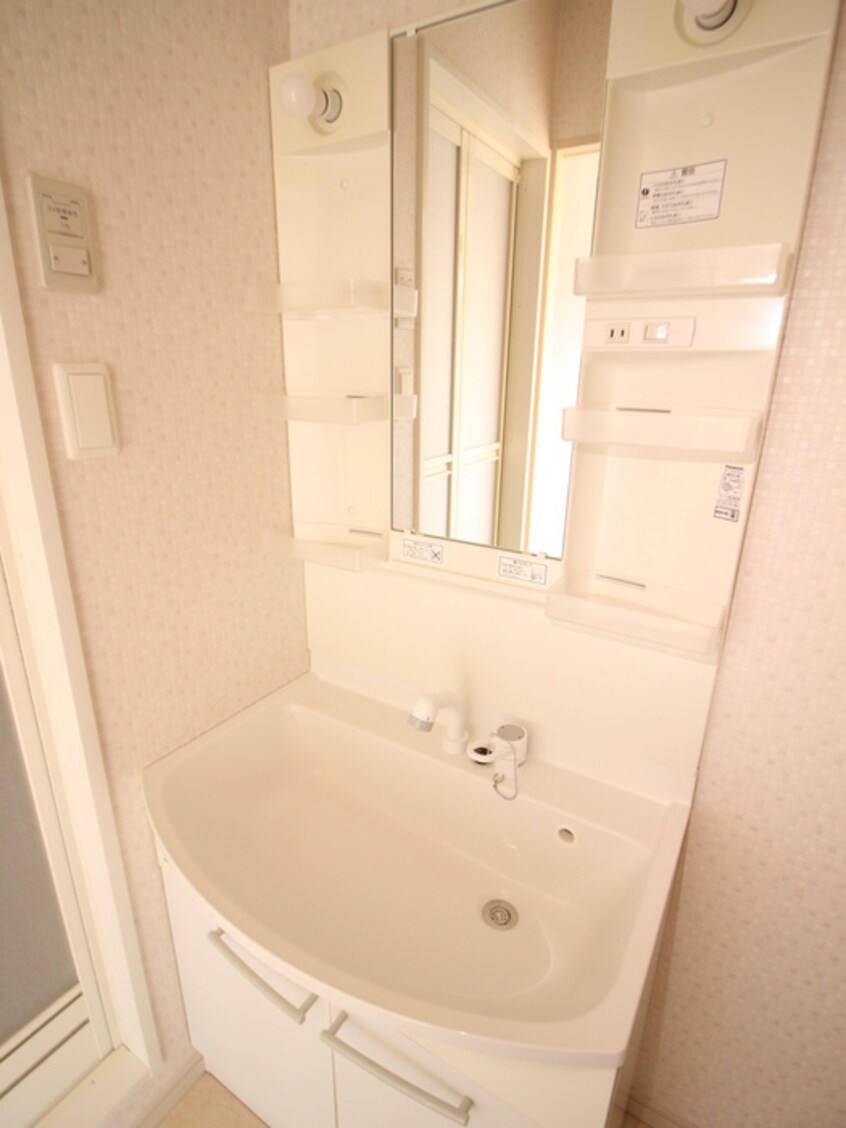 洗面 ＣＥＮＴＲＡＬ　ＦＥＲＳ