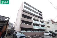 Colline Field 名駅南