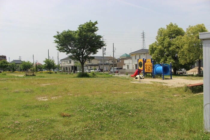 印場中央公園(公園)まで273m ステップイン旭