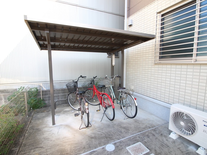 駐輪場 エ－デルワイス苗代