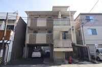 Ｌａｒａ　味鋺