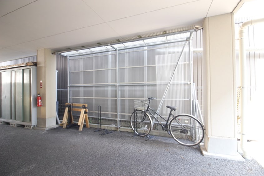 駐輪場 Ｌａｒａ　味鋺