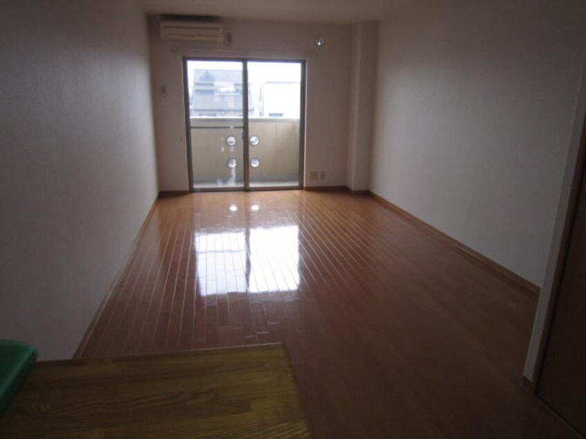 居室 Ｌａｒａ　味鋺