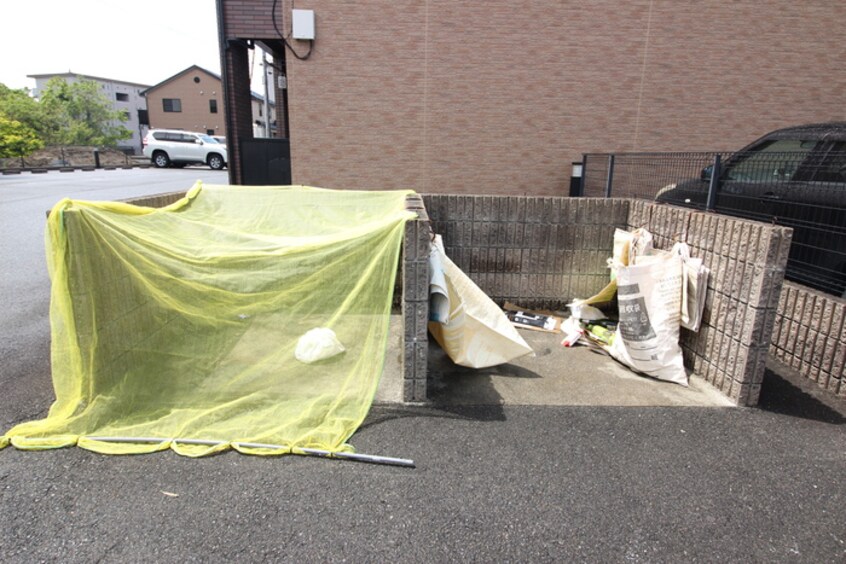 建物設備 アンプル－ルリ－ブルソレア－ド